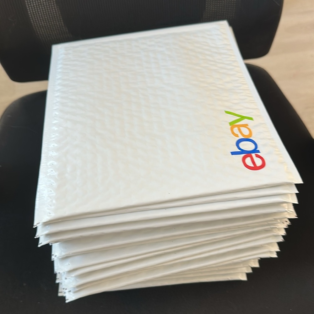 25x Medium eBay Bubble Padded Airjacket Envelopes Mailers Shipping 8.5”x 11.25”